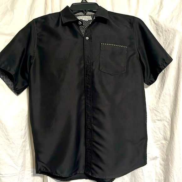 Boys button down shirt - Picture 1 of 4